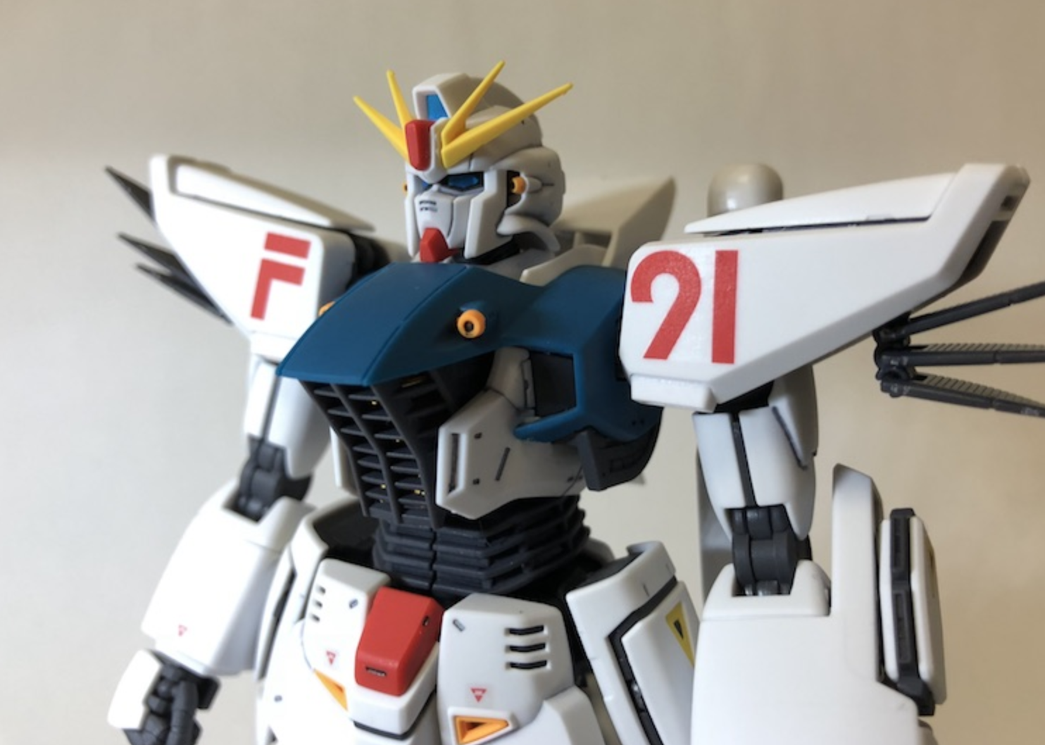 Mg ガンダムf91 Ver2 0 ガンプラレビュー 旧mgから進化した6ポイント ガンダムwalker